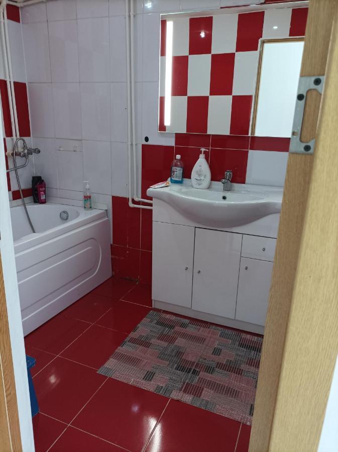 Apartament Doua Camere Uricani  Bagian luar foto